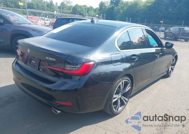 3MW5R7J01N8C49856: 42835634