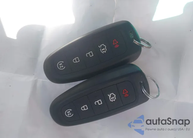 1FMHK8F89CGA06766: 42837103