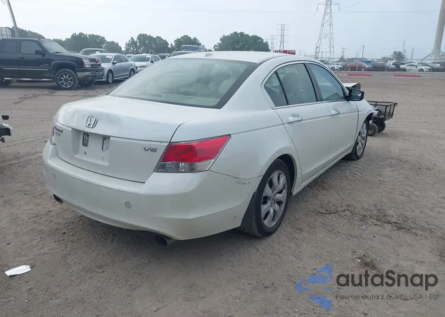 1HGCP3F84AA002709: 42836465