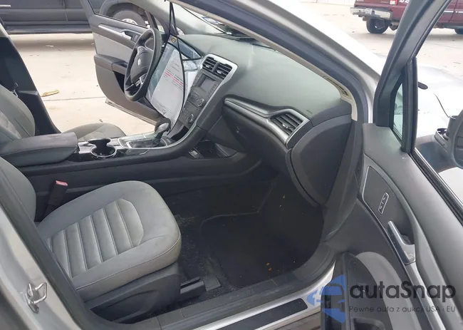 3FA6P0G77FR213227: 42837922