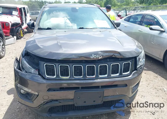 3C4NJCBB1KT658435: 42837965