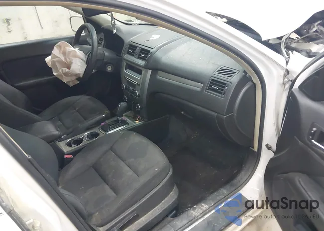 3FAHT0HG9AR426437: 42838117