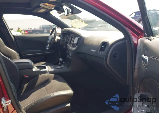 2C3CDXHG8PH556935: 42838172