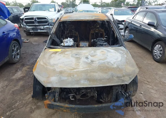 5NPD84LF3JH319379: 42838363