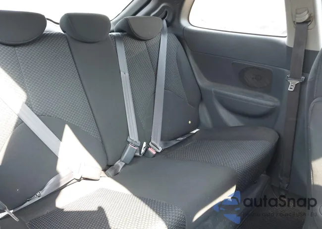 KMHCM3AC2BU187289: 42837459