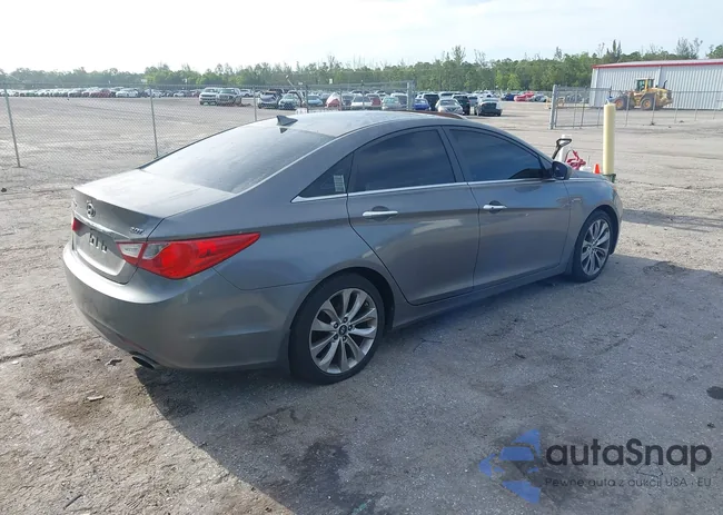 5NPEC4AB9CH454744: 42837551