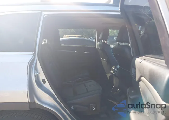 5TDJZRFH1HS359958: 42837555