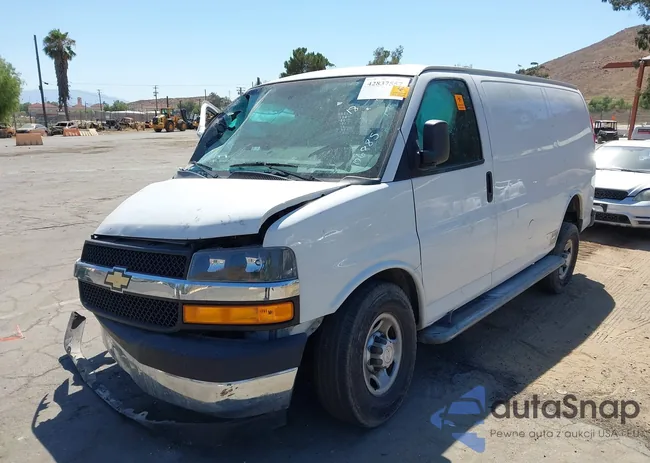 1GCWGAFG9J1906885: 42837557