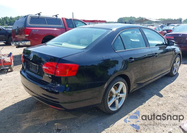 3VWDZ7AJ8BM083536: 42837636