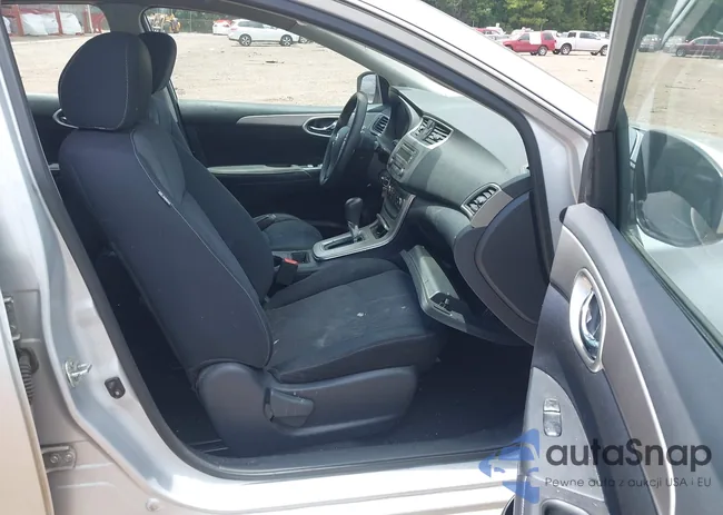 3N1AB7AP7EY202384: 42837641