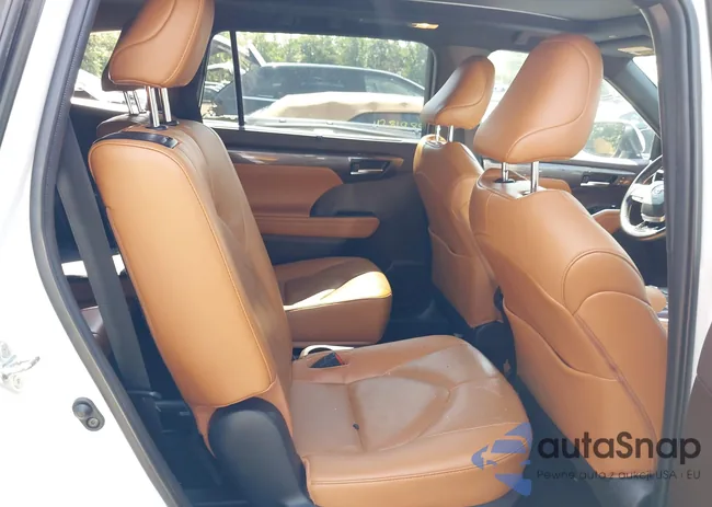 5TDFZRBH9NS189582: 42837755