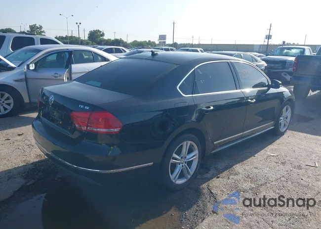 1VWBS7A32FC078255: 42838896