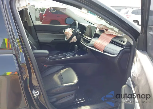 3C4NJDBB5NT207485: 42839365