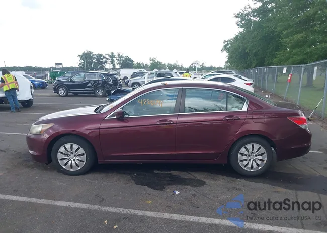 1HGCP2F39AA173907: 42838797