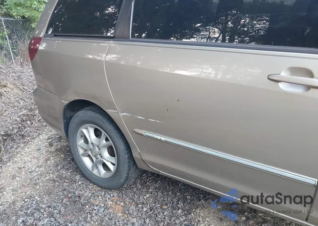 5TDBA22C95S043524: 42840051