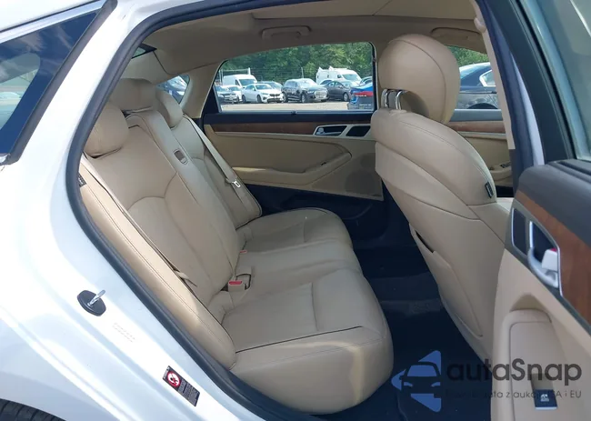 KMHGN4JE4GU113711: 42840118