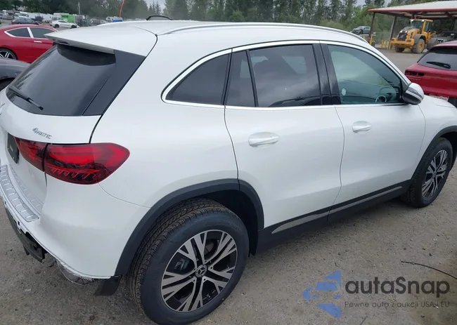 W1N4N4HB5SJ710324: 42840177