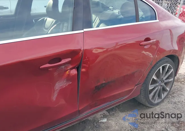 YV140MFM1F2351459: 42840183