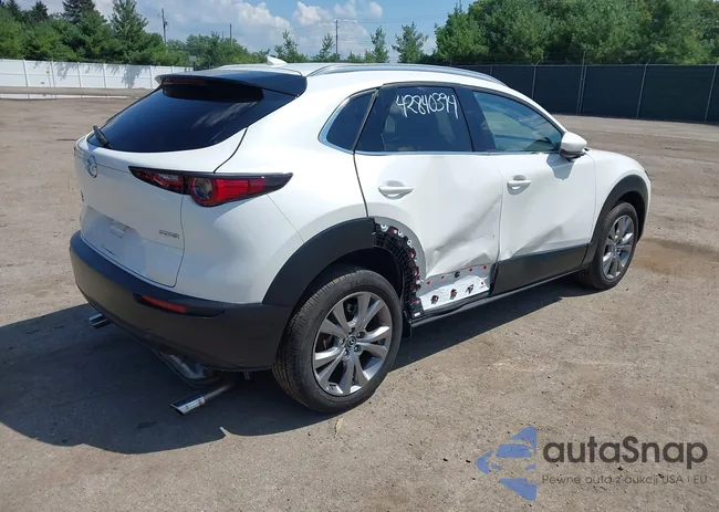 3MVDMBDM8PM583292: 42840394