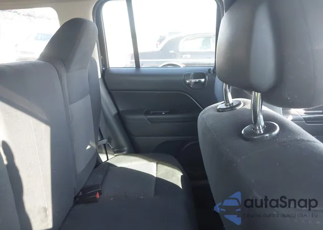 1C4NJRFB7CD625234: 42839590