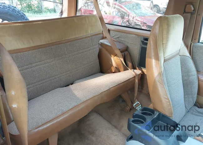 1GNCT18Z1L8138267: 42840936