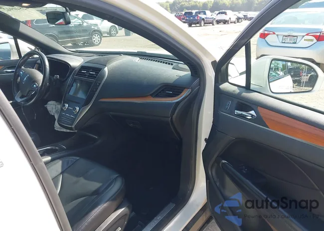 5LMCJ2D90HUL62860: 42840942