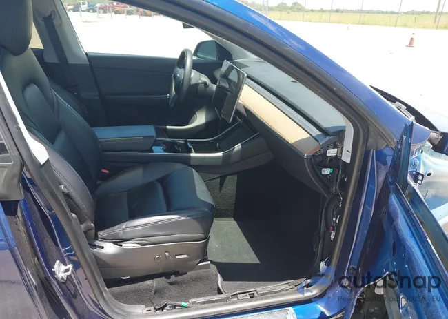 5YJYGDEEXMF070574: 42841029