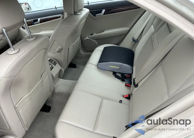 WDDGF4HB5CR221657: 42841060