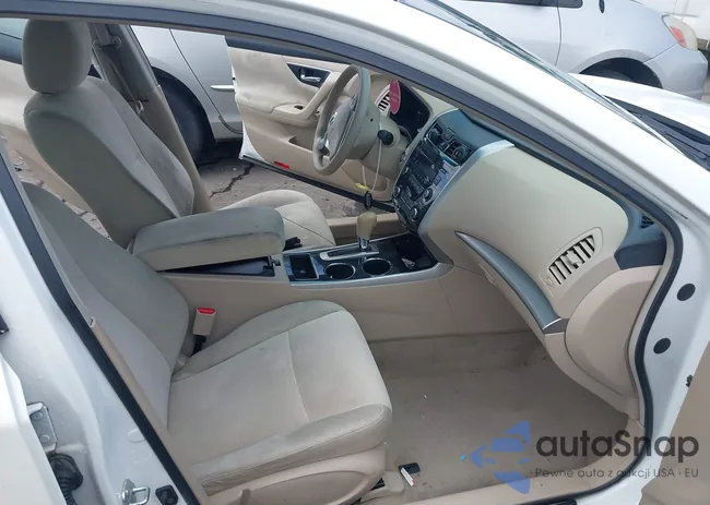 1N4AL3AP0DN490107: 42841197