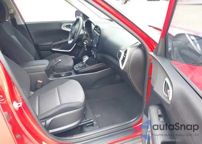 KNDJ23AU7M7761073: 42841238