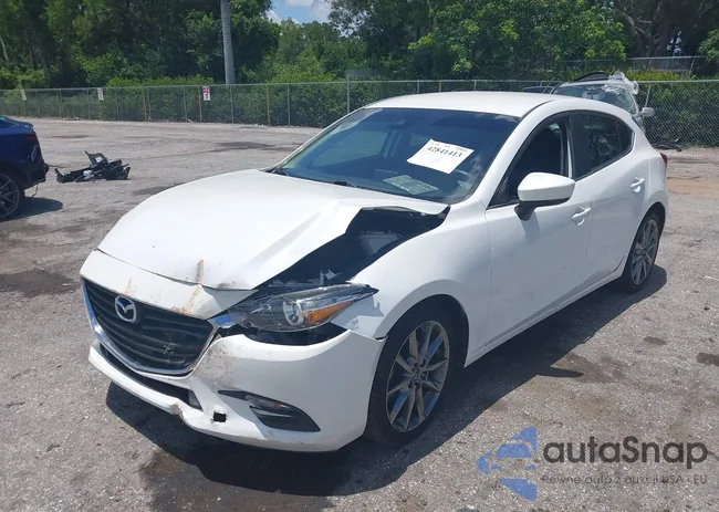 3MZBN1L35JM265157: 42841413