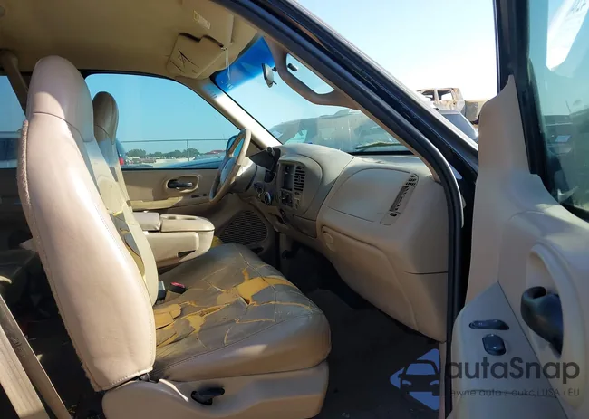 1FTRX17L8XKB08812: 42840638