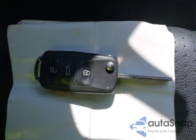 1VWAT7A37FC075506: 42841921