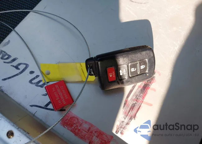 2T1BURHE9EC160957: 42841939