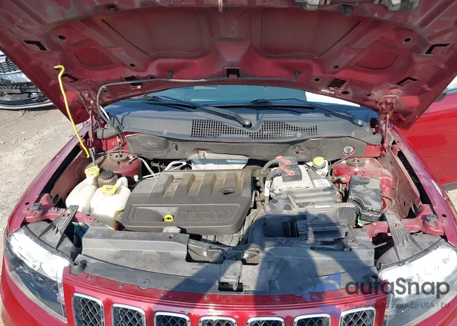 1C4NJDBB1GD756142: 42841978