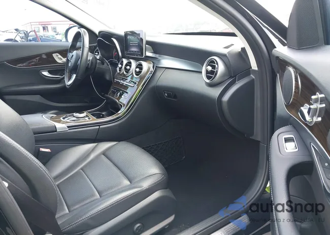 WDDWF4JB2JR402847: 42841812