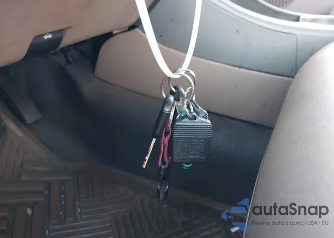 1FMZU67E81UC90154: 42843105