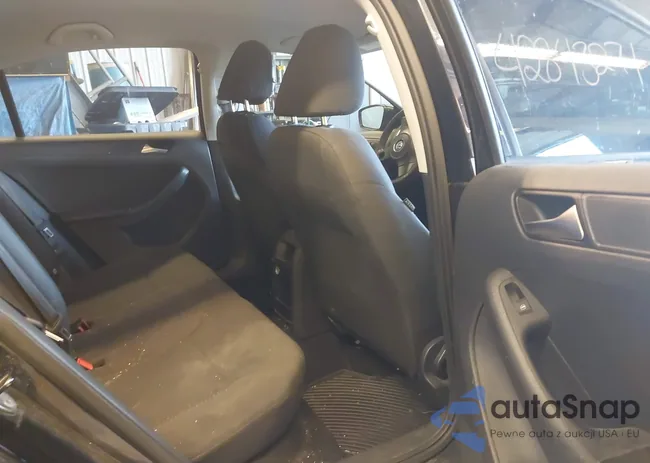 3VW2K7AJ9EM407707: 42843271