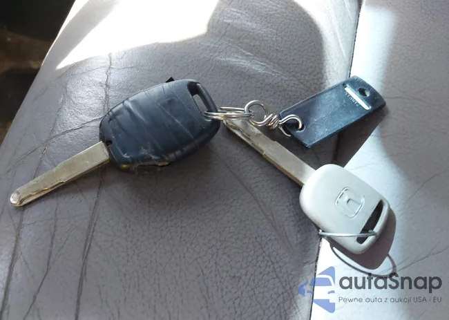 5FNYF4H96FB062945: 42843373