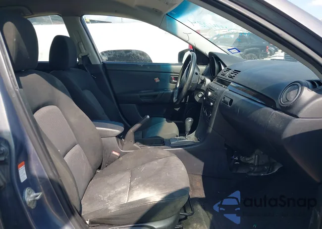 JM1BK32FX81777930: 42844024