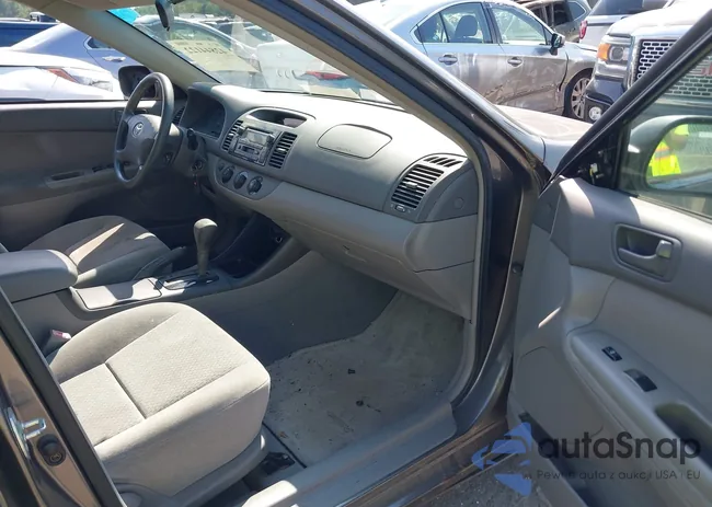 4T1BE32K33U744680: 42844122