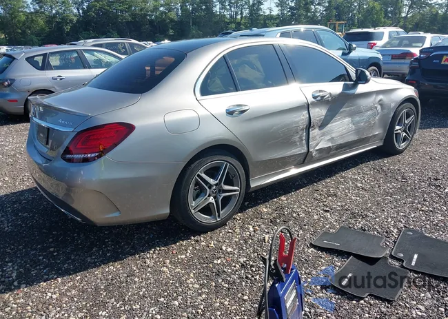 W1KWF8EB3LR583929: 42843546