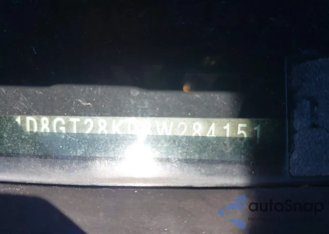 1D8GT28K08W284151: 42843788