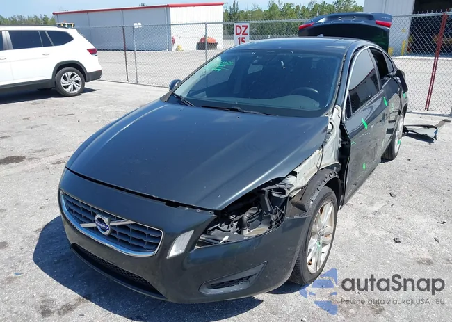 YV1622FS8C2121256: 42845073