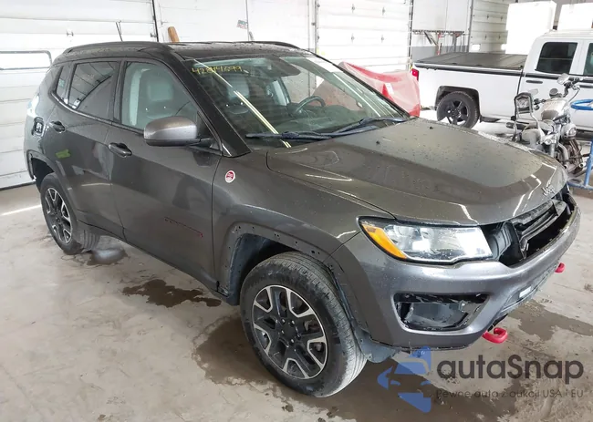 3C4NJDDB7LT111738: 42844599