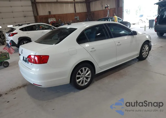 3VWD17AJ5EM430414: 42844674