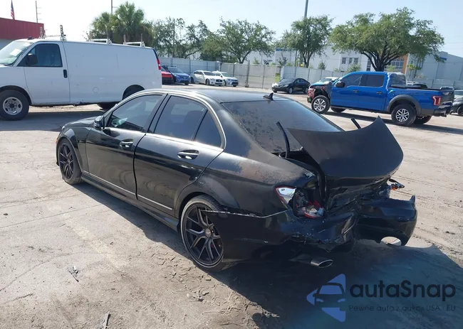 WDDGF8AB6DR250572: 42845873