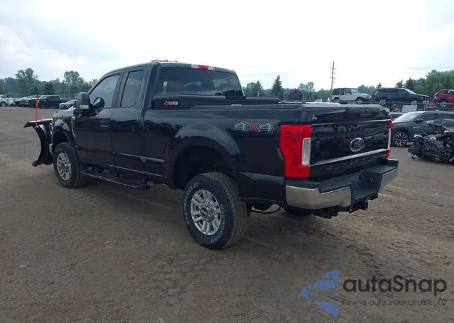 1FT7X2B67KEF55427: 42845905