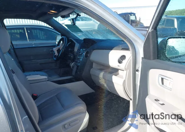 5FNYF3H58DB036030: 42846009