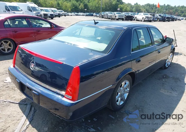 1G6KD57Y26U135216: 42846259